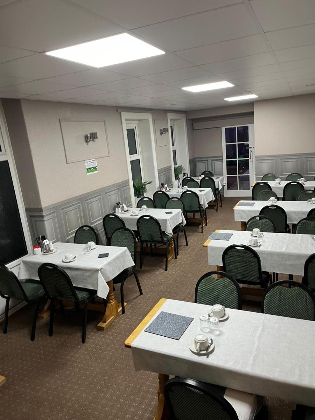Clifton Private Hotel Blackpool Exteriör bild